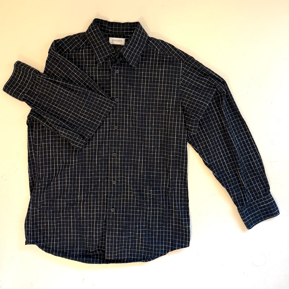 Concepts by Claiborne Black Casual Button Down Shirt